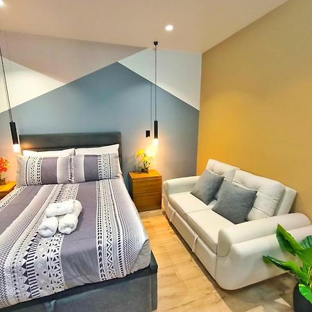 キトRepublica Del Salvador Coliving Ecuador Xoeアパートメント エクステリア 写真