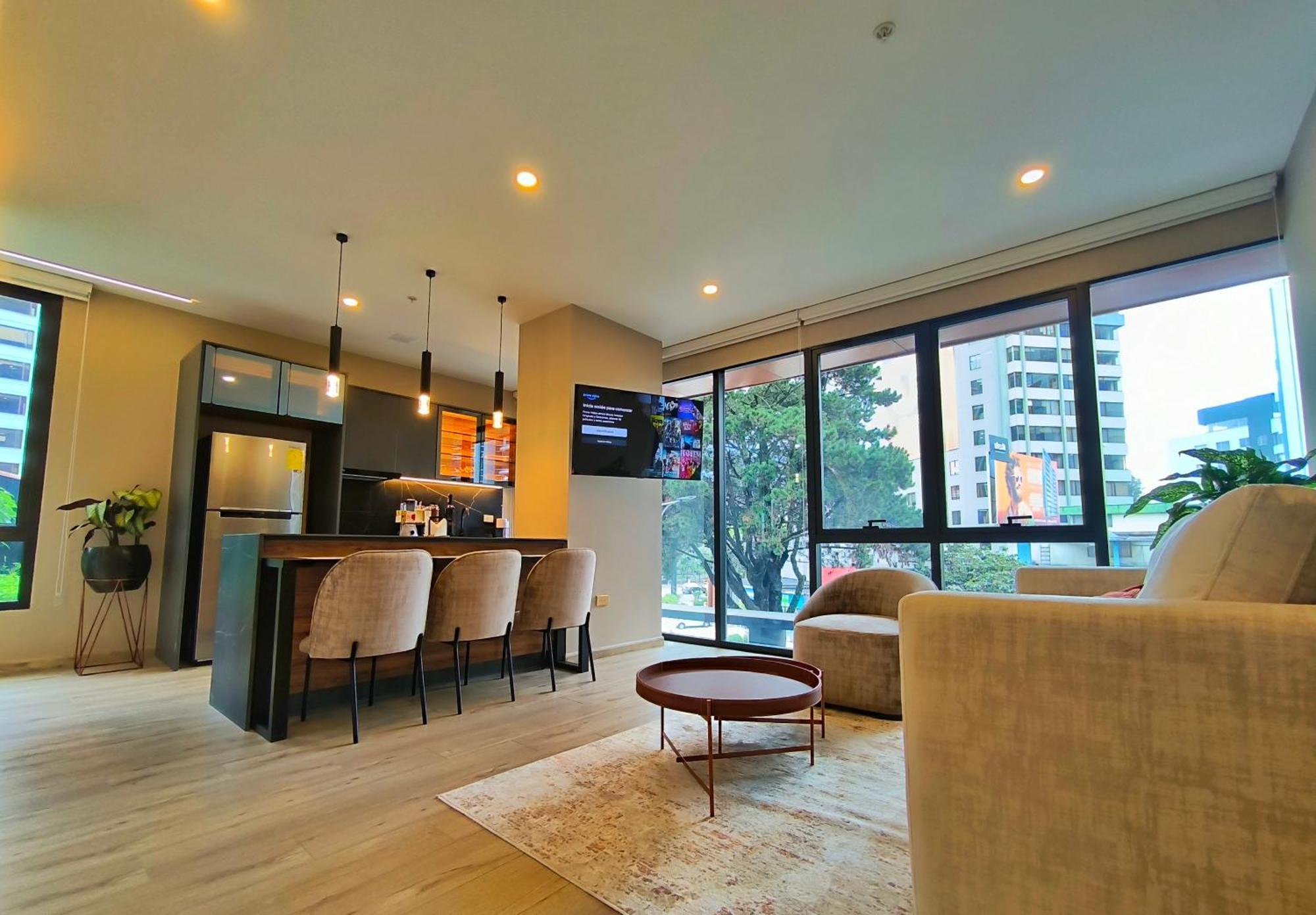 キトRepublica Del Salvador Coliving Ecuador Xoeアパートメント エクステリア 写真