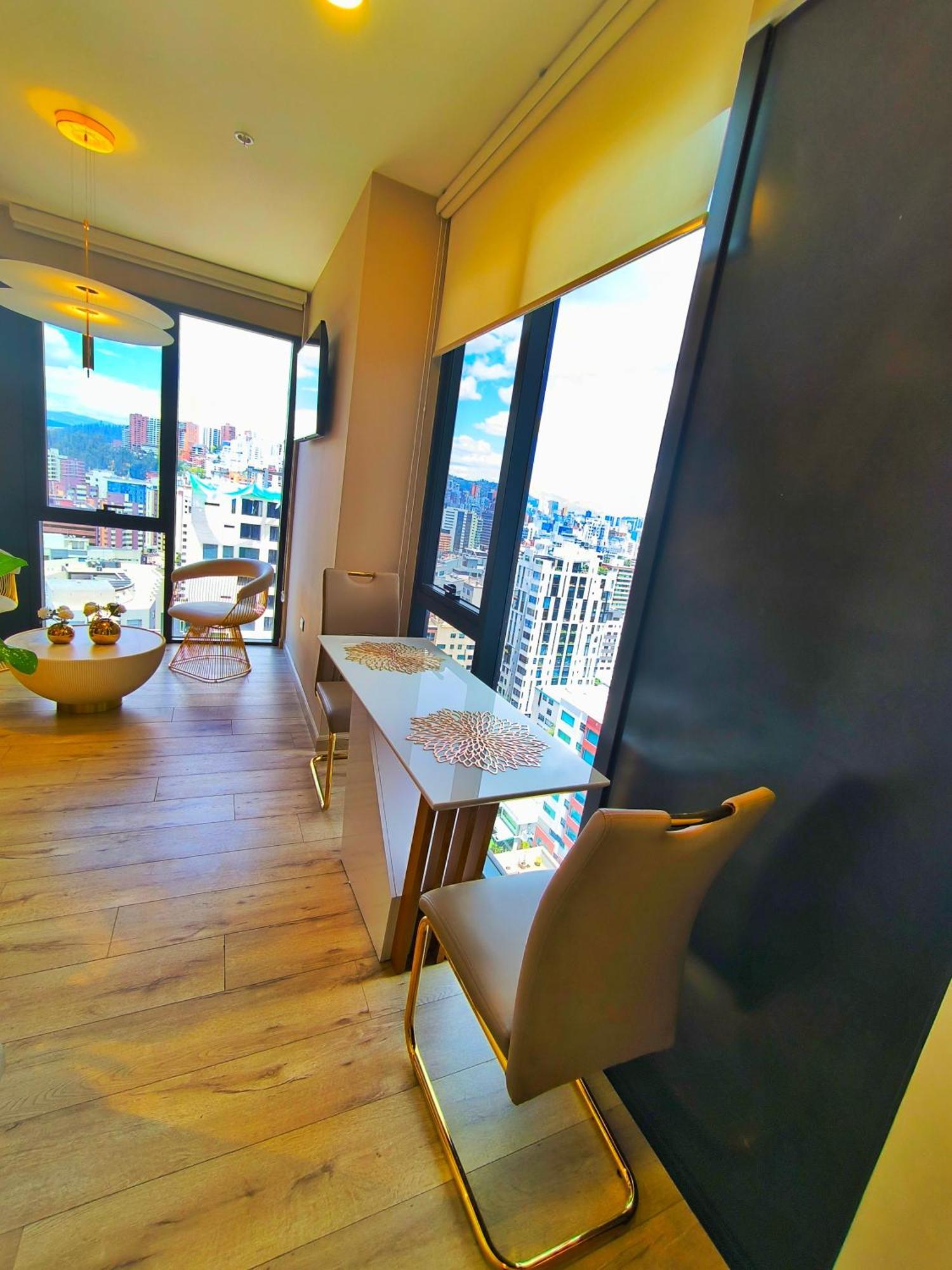 キトRepublica Del Salvador Coliving Ecuador Xoeアパートメント エクステリア 写真